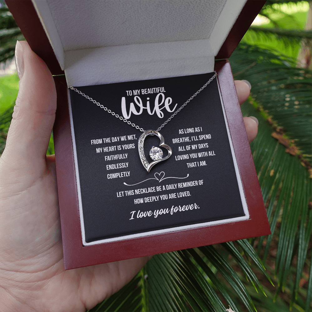 Forever Love Necklace Gift for Wife – Romantic Heart Pendant for Anniversary, Birthday, or Just Because
